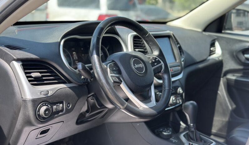 
								2016 Jeep Cherokee Trailhawk full									