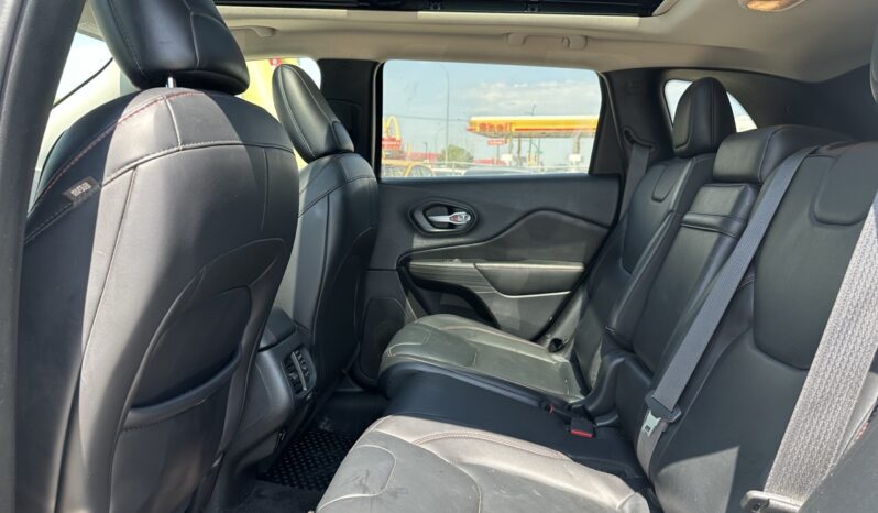 
								2016 Jeep Cherokee Trailhawk full									
