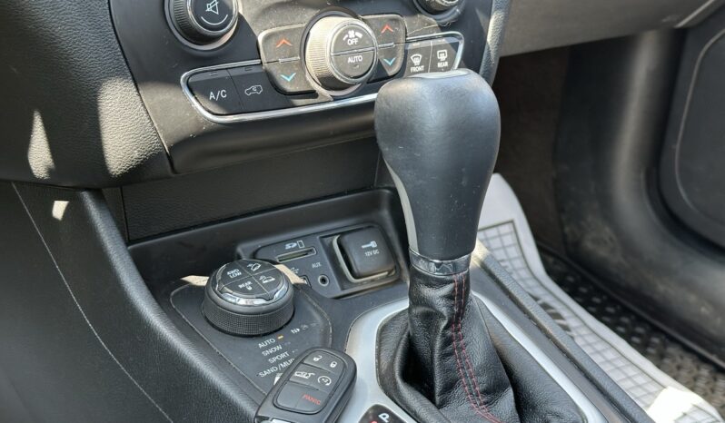 
								2016 Jeep Cherokee Trailhawk full									