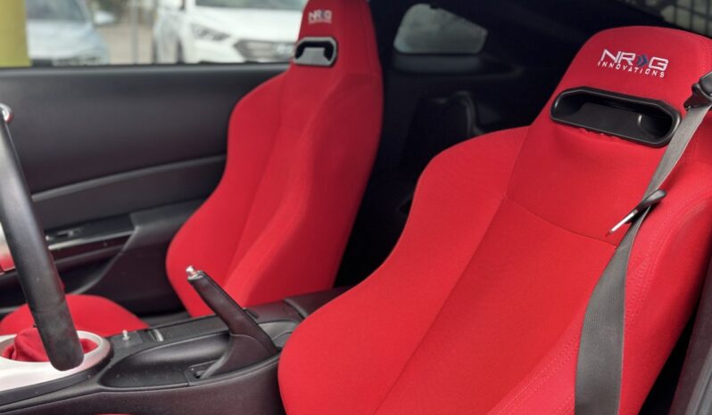 
								2006 Nissan 350z full									