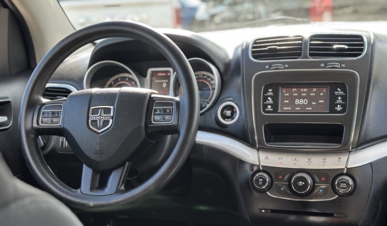 
								2016 Dodge Journey SE full									
