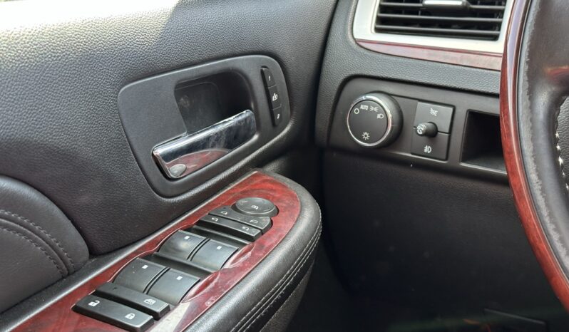 
								2007 Cadillac Escalade full									