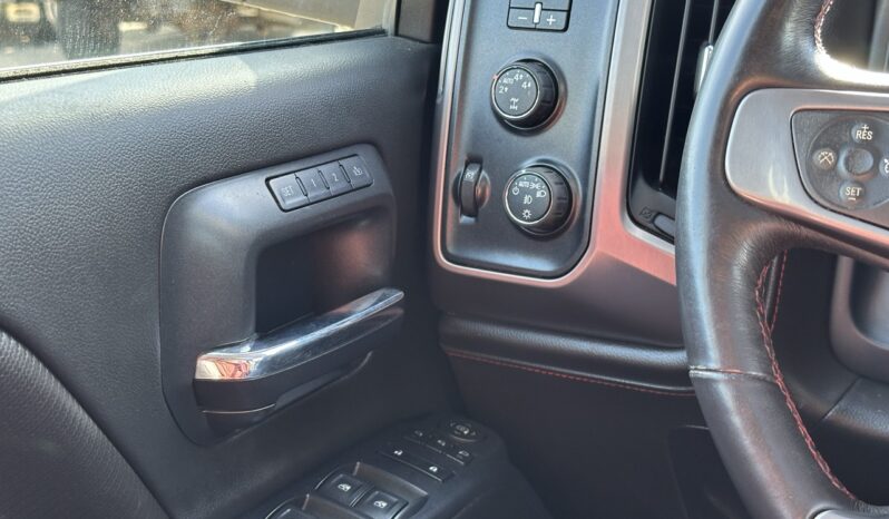 
								2016 GMC Sierra 1500 SLT full									