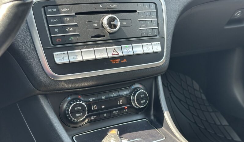 
								2020 Mercedes GLA 250 full									