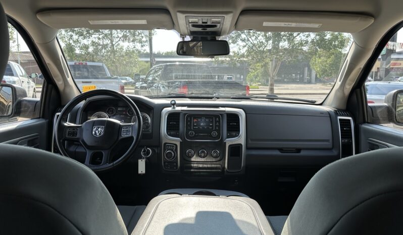 
								2014 Ram 1500 Big Horn full									