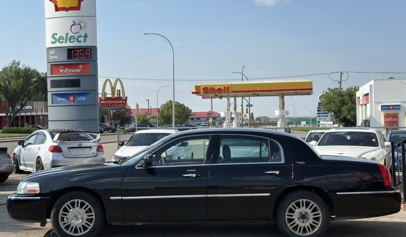 2009 Lincoln Town Car Signature Limited