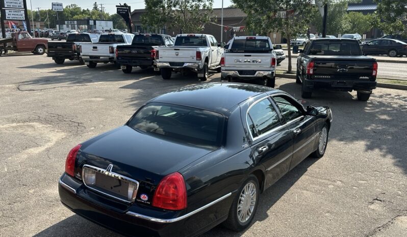 2009 Lincoln Town Car Signature Limited