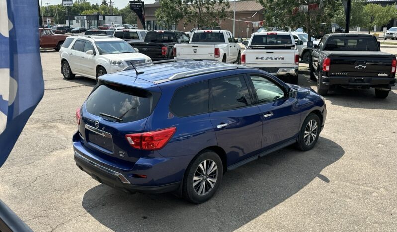 2018 Nissan Pathfinder SV Tech