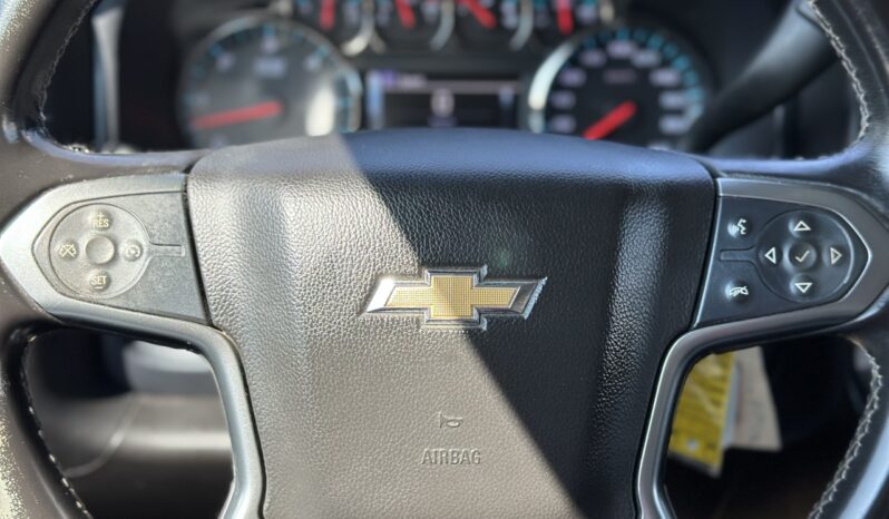 
								2015 Chevrolet Silverado 1500 full									