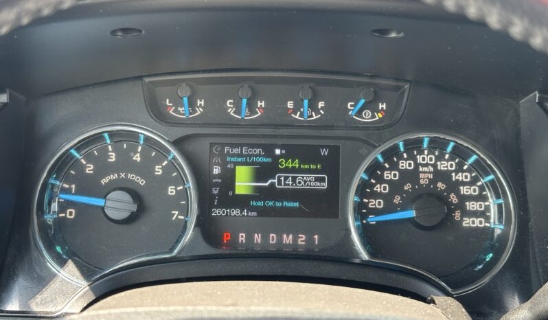 
								2013 Ford F-150 XLT full									