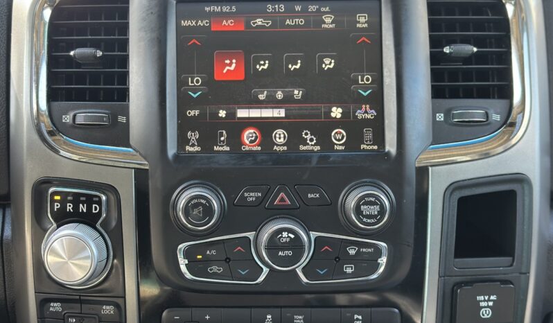 
								2015 Ram 1500 Sport full									