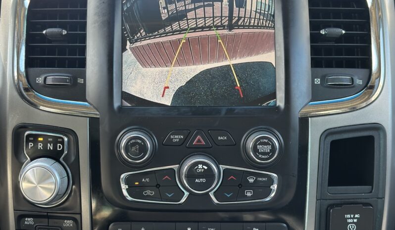 
								2015 Ram 1500 Sport full									