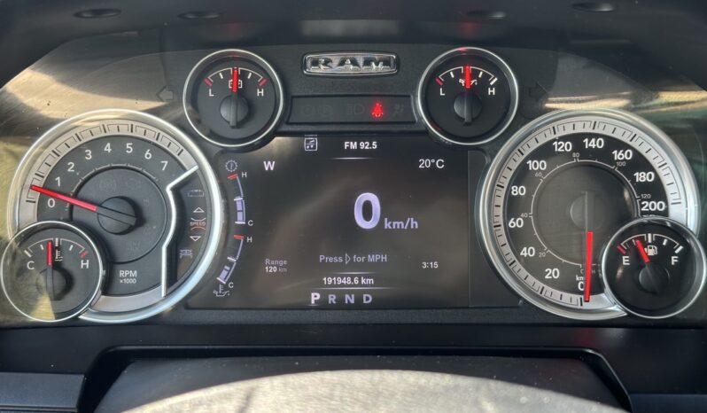 
								2015 Ram 1500 Sport full									
