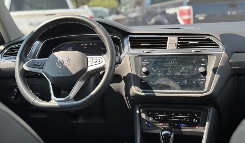 
								2024 VOLKSWAGEN TIGUAN 2.0 TSI AWD full									