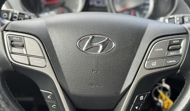 
								2014 Hyundai Santa Fe full									