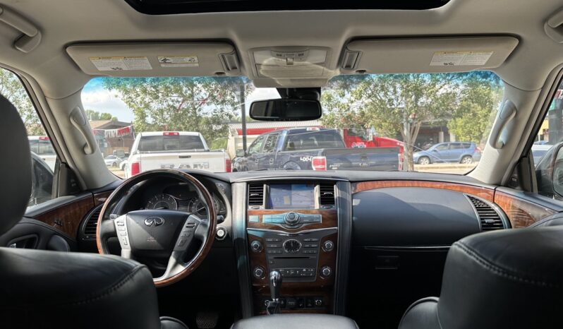 
								2015 Infiniti QX80 4WD full									