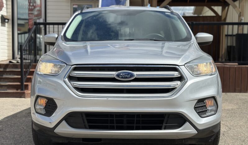 
								2018 Ford Escape SE full									