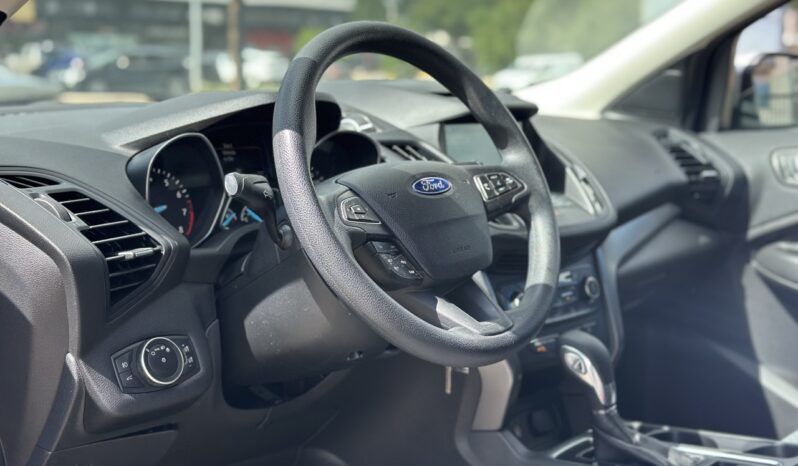 
								2018 Ford Escape SE full									