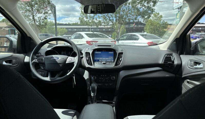 
								2018 Ford Escape SE full									