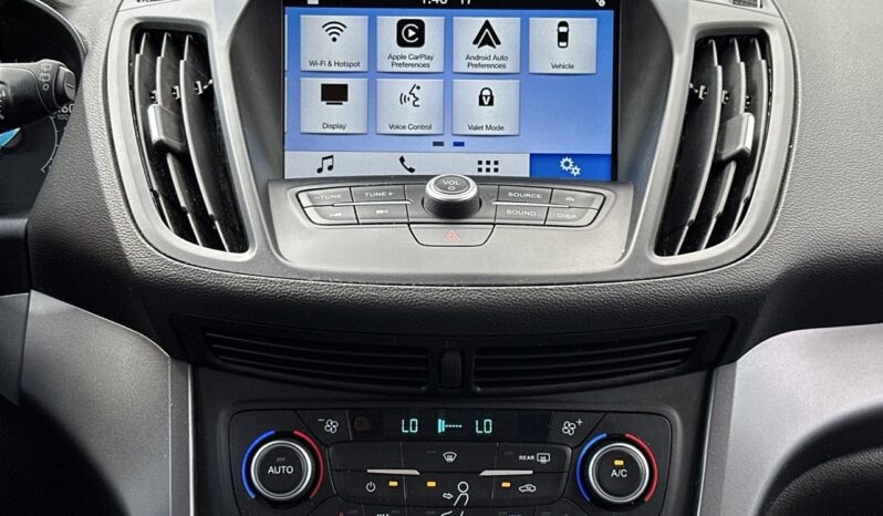 
								2018 Ford Escape SE full									
