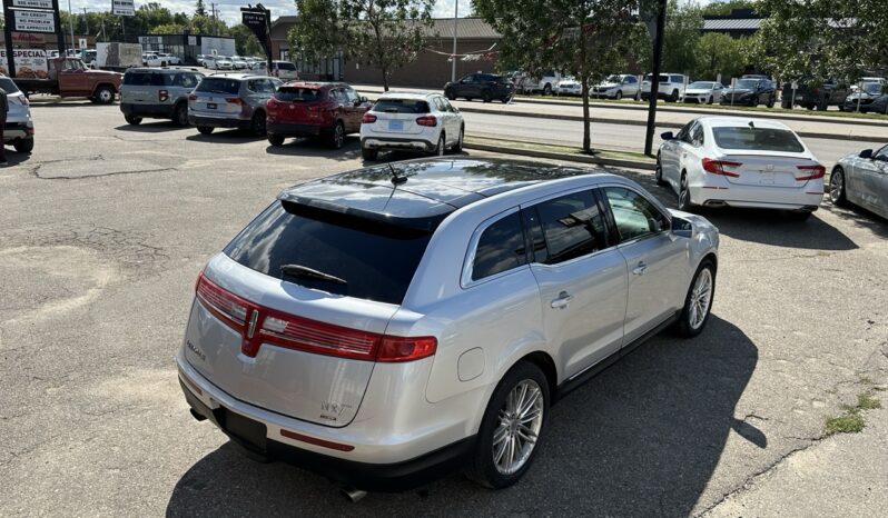 
								2013 Lincoln MKT full									