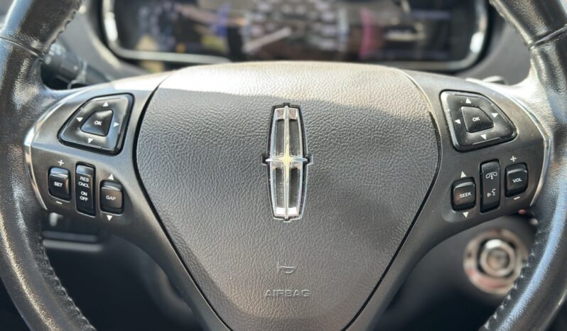 
								2013 Lincoln MKT full									