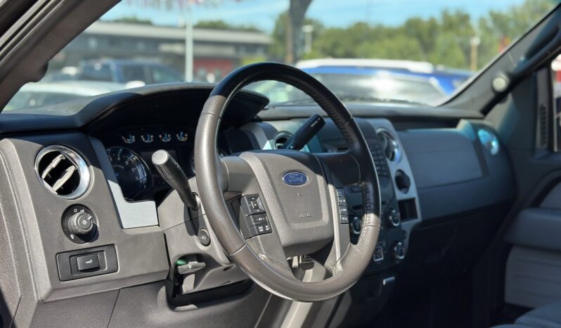 
								2014 Ford F-150 XLT full									